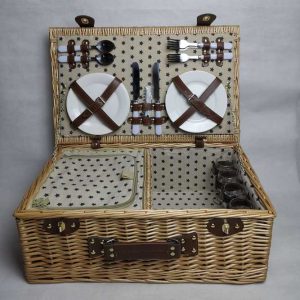 full willow picnic basket with cooler bag service for 4