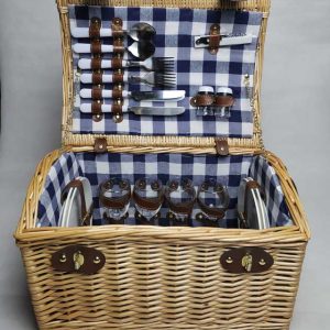 full willow picnic basket service for 4