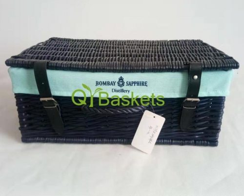 picnic basket,wicker hamper with liner