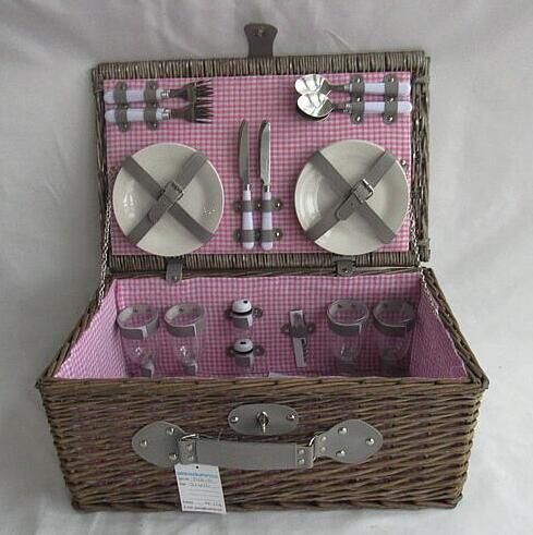 picnic basket set,wicker basket,wicker hmaper,service for 4